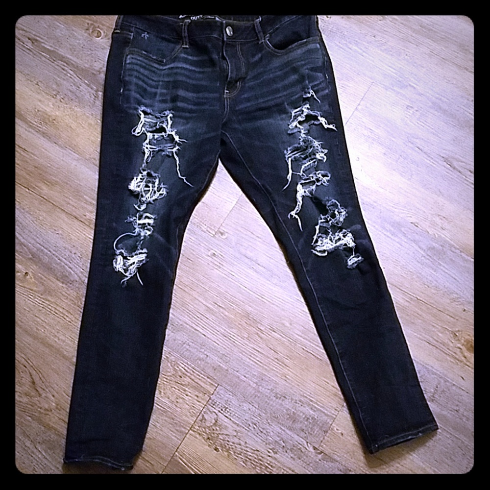 Destroyed American Eagle super stretch jegging
